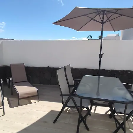 Дом отдыха Casa Hubara Lanzarote, Brand New, Bright And Quiet